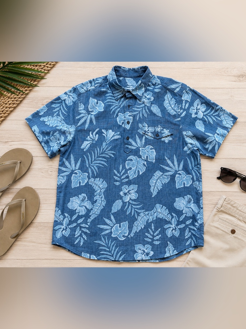 Tommy Bahama Men’s Large Blue Tropical Floral Popover Shirt Short Sleeve.
